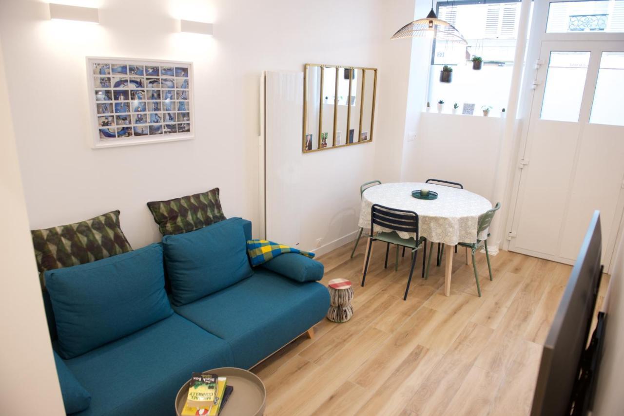 Charming Parisian Apartment With Air Conditioning - Climatisation & 2 Bedrooms - Batignolles Parigi Esterno foto